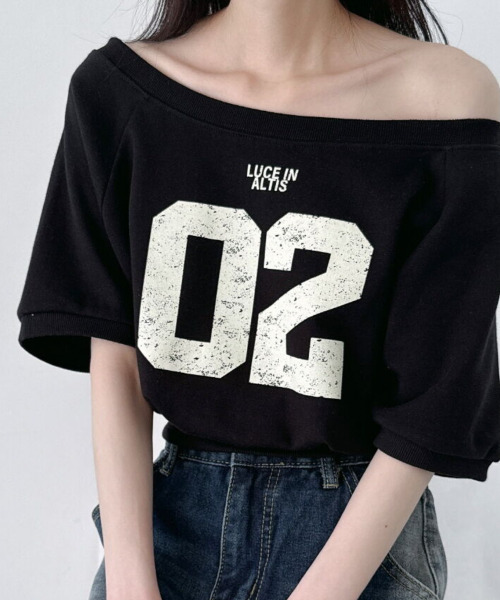 VIVID LADY(ビビッドレディー)の「ボートネック オフショルダー 2way 半袖 Tシャツ(Tシャツ/カットソー・レディース・ブラック/ライトグレー/ブラウン/オートミール・FREE)」の18枚目の写真