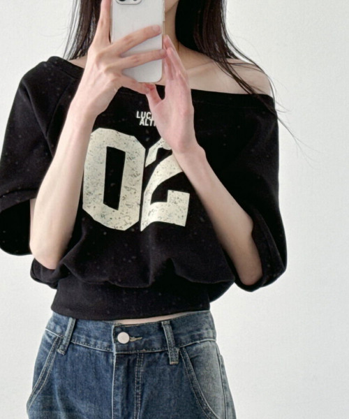 VIVID LADY(ビビッドレディー)の「ボートネック オフショルダー 2way 半袖 Tシャツ(Tシャツ/カットソー・レディース・ブラック/ライトグレー/ブラウン/オートミール・FREE)」の22枚目の写真