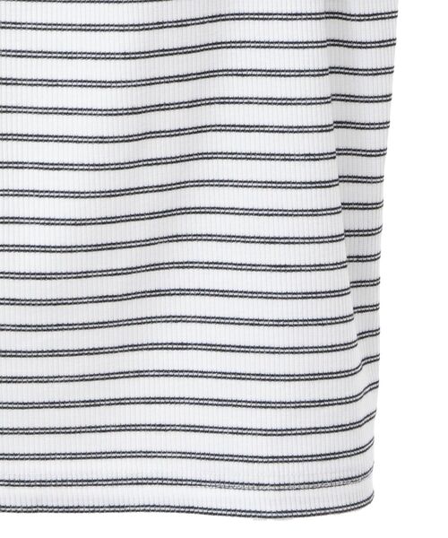 AMERICAN HOLIC(アメリカンホリック)の「カップ付きバッククロスボーダーキャミソール(キャミソール・レディース・ブルー/ブラック/ブラウン・M/L)」の21枚目の写真