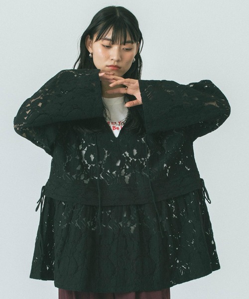 ROSE BUD(ローズバッド)の「LACE HOODIE(シャツ/ブラウス・レディース・ブラック/ホワイト・ONE SIZE)」の12枚目の写真