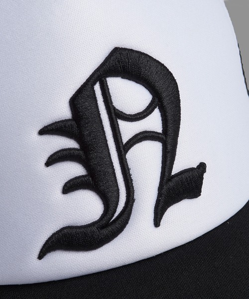 NO ID.（ノーアイディ）の「mko12909-ｲﾆｼｬﾙｴﾝﾌﾞﾛｲﾀﾞﾘｰCAP（キャップ・メンズ・ブラック/ホワイト・ONE SIZE）」の12枚目の写真
