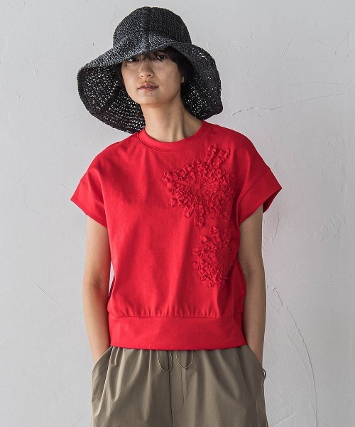 MAYSON GREY（メイソングレイ）の「フラワーモチーフフレンチスリーブプルオーバー≪手洗い可能≫（Tシャツ/カットソー・レディース・ライトグレー/ホワイト/レッド・M）」の12枚目の写真