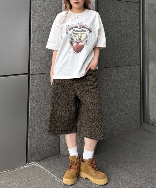 sedacle(セダクル)の「エンジェルハートグラフィックTシャツ(Tシャツ/カットソー・レディース・チャコールグレー/アイボリー/ベージュ・LARGE/MEDIUM/SMALL)」の12枚目の写真