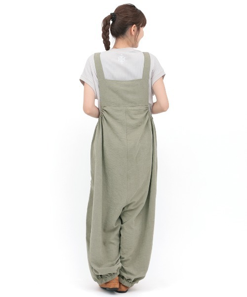 チチカカ（チチカカ）の「Orale! サルエル風サロペットパンツ（サロペット/オーバーオール・レディース・カーキ/ブラック・FREE）」の9枚目の写真
