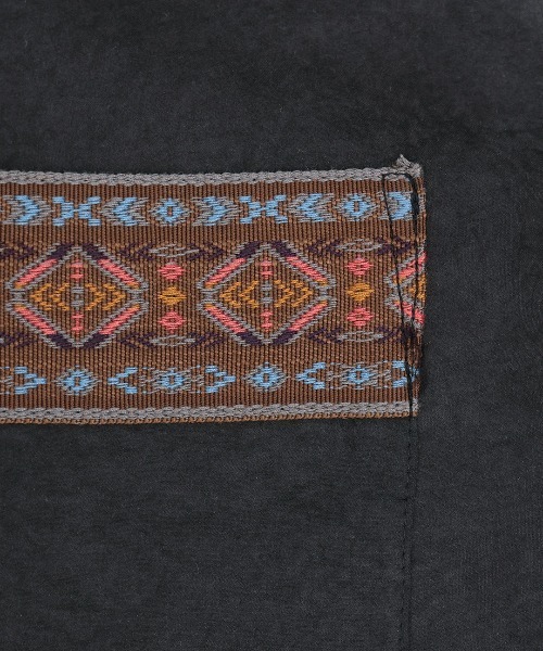 チチカカ（チチカカ）の「Orale! サルエル風サロペットパンツ（サロペット/オーバーオール・レディース・カーキ/ブラック・FREE）」の13枚目の写真