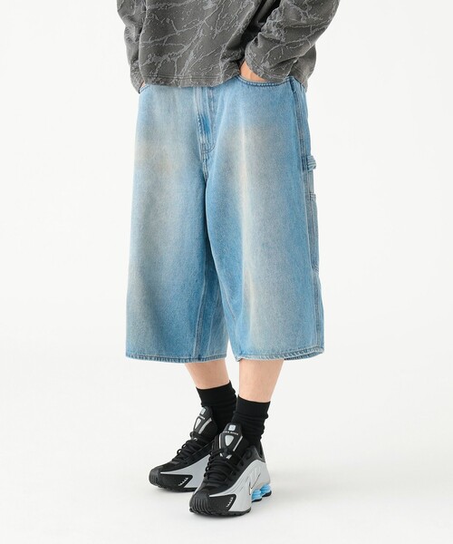 BEAMS(ビームス)の「ワイドストレート クォーターレングス ペインターデニム(その他パンツ・メンズ・グレー/ブルー・S/M/L/XL)」の7枚目の写真