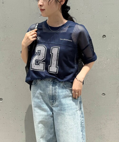 fredy emue（フレディエミュ）の「メッシュゲーミングTシャツ（Tシャツ/カットソー・レディース・チャコールグレー/ネイビー・38）」の2枚目の写真