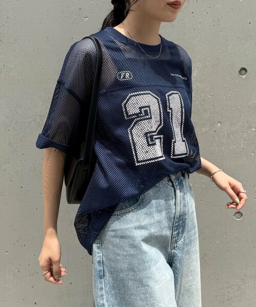 fredy emue（フレディエミュ）の「メッシュゲーミングTシャツ（Tシャツ/カットソー・レディース・チャコールグレー/ネイビー・38）」の8枚目の写真