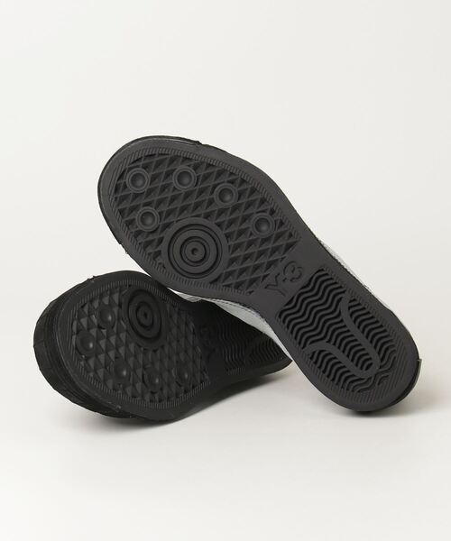 Y-3（ワイスリー）の「Y-3 NIZZASTAR LO（スニーカー・メンズ・ブラック×ホワイト・26.0cm/25.5cm/24.5cm/24.0cm/23.5cm/28.5cm/28.0cm/27.5cm/27.0cm/26.5cm/23.0cm/25.0cm/22.5cm）」の6枚目の写真
