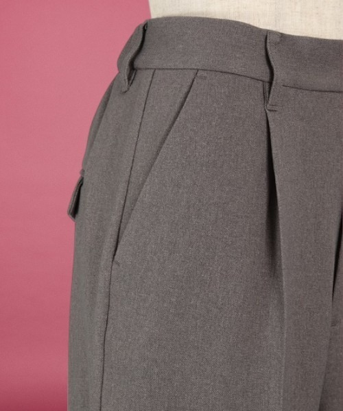 unrelaxing(アンリラクシング)の「セミワイドクロップドパンツ(その他パンツ・レディース・グレー・マルチサイズ)」の6枚目の写真