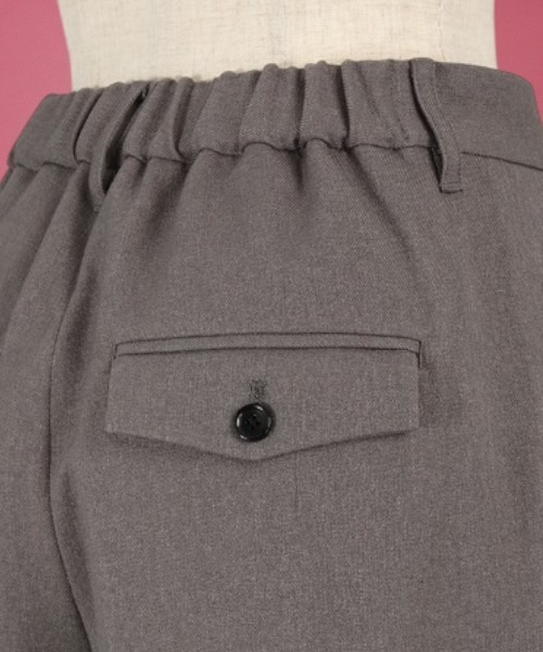 unrelaxing(アンリラクシング)の「セミワイドクロップドパンツ(その他パンツ・レディース・グレー・マルチサイズ)」の2枚目の写真