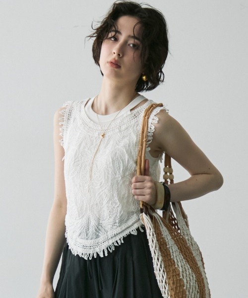 ブラウス シャツ 切替カットフリンジノースリブラウス レディース フリンジ刺繍ノースリブラウス（シャツ/ブラウス）｜Trish