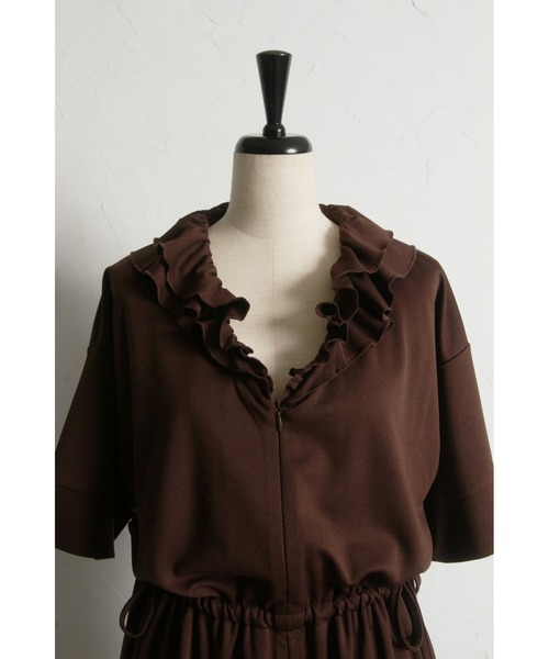 &. NOSTALGIA（アンドドットノスタルジア）の「【ZOZO限定】フリルカラーオールインワン（つなぎ/オールインワン・レディース・ブラック/ブラウン・FREE）」の21枚目の写真