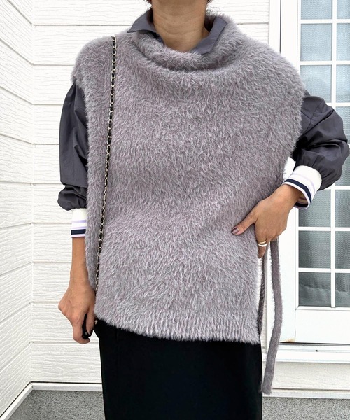 Q（キュー）の「フェザーヤーンベスト（ベスト・レディース・グレー・MEDIUM）」の9枚目の写真