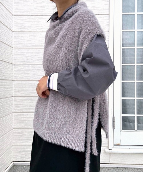 Q（キュー）の「フェザーヤーンベスト（ベスト・レディース・グレー・MEDIUM）」の4枚目の写真