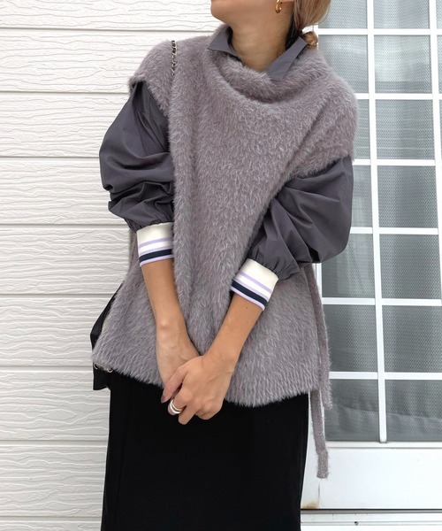 Q（キュー）の「フェザーヤーンベスト（ベスト・レディース・グレー・MEDIUM）」の6枚目の写真