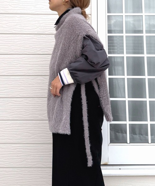 Q（キュー）の「フェザーヤーンベスト（ベスト・レディース・グレー・MEDIUM）」の5枚目の写真