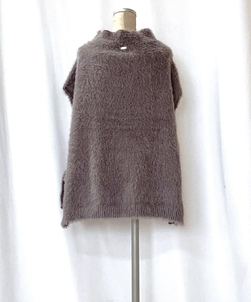 Q（キュー）の「フェザーヤーンベスト（ベスト・レディース・グレー・MEDIUM）」の15枚目の写真