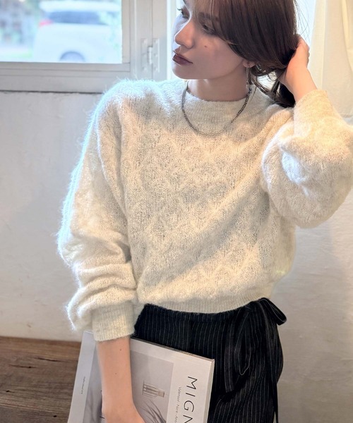 mily bilet(ミウィビレット)の「【mily bilet】ふんわり立体感で冬コーデを格上げ◎プレート使いポコポコミックスニットプルオーバー(ニット/セーター・レディース・パープル/レッド/チャコールグレー/アイボリー・X-LARGE/SMALL/MEDIUM/LARGE)」の7枚目の写真