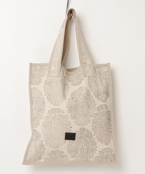 MAISON mou（メゾンムー）の「【Swaraj/スワラージ】ハンドブロックプリントTOTE（トートバッグ・レディース・カーキ/ブルー系その他2/オフホワイト/ブラウン系その他3/ピンク系その他2・FREE）」の2枚目の写真