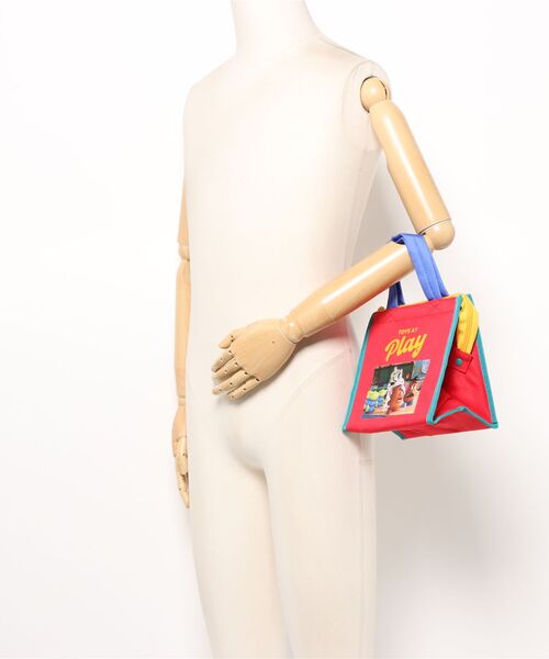 Disney(ディズニー)の「〈DISNEY/ディズニー〉 Toy Story トイストーリー LUNCH BAG/ランチバッグ S SERIES MOVIE(ランチョンマット/テーブルウェア・レディース・レッド・ONE SIZE)」の12枚目の写真