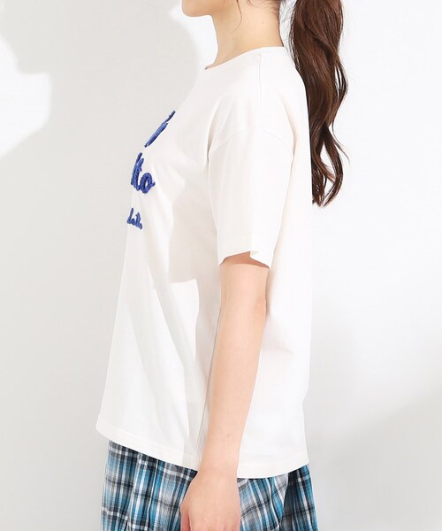 Cutie Blonde(キューティーブロンド)の「【ひんやり/S-LL】サガラ刺繍ロゴTシャツ(Tシャツ/カットソー・レディース・ブラック/グリーン/ホワイト・03/02/01/04)」の17枚目の写真