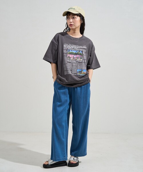 FREAK'S STORE(フリークスストア)の「news paper Tシャツ/ニュースペーパー プリントTシャツ(Tシャツ/カットソー・レディース・オフホワイト/チャコールグレー・ONE SIZE)」の17枚目の写真