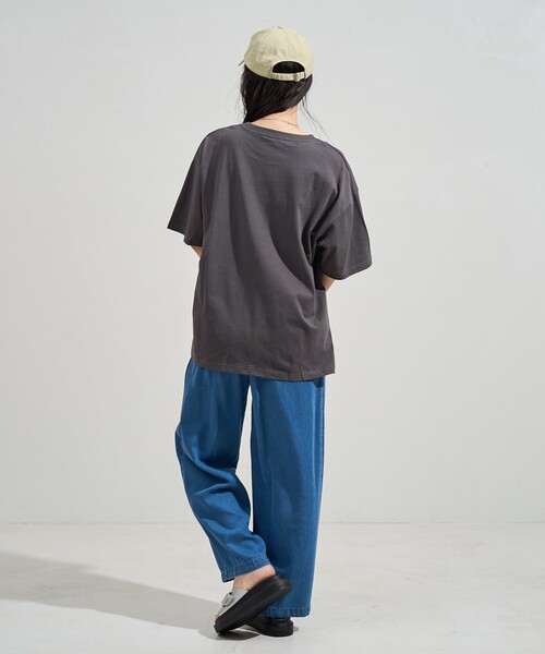 FREAK'S STORE(フリークスストア)の「news paper Tシャツ/ニュースペーパー プリントTシャツ(Tシャツ/カットソー・レディース・オフホワイト/チャコールグレー・ONE SIZE)」の19枚目の写真