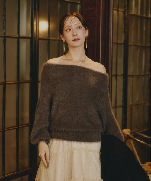 Olu.（オルドット）の「オフショルダーシャギーニット（ニット/セーター・レディース・ベビーピンク/チャコールグレー/アイボリー・FREE）」の22枚目の写真