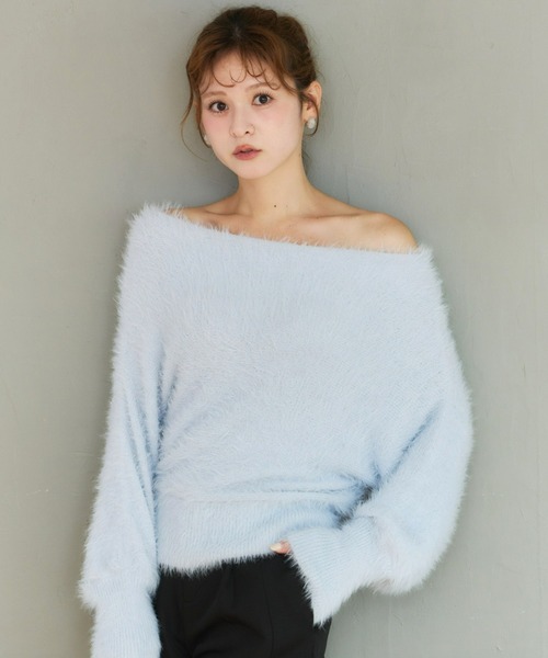 Olu.(オルドット)の「オフショルダーシャギーニット(ニット/セーター・レディース・ベビーピンク/チャコールグレー/アイボリー・FREE)」の21枚目の写真