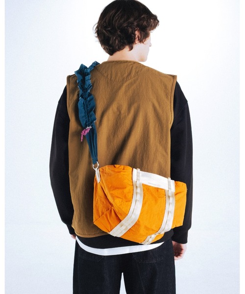 トポロジー　topologie Scrunchie Pocket Sling Scrunchie Pocket Sling（スクランチー ポケット スリング