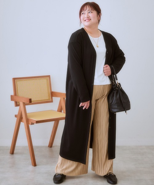 SMILE LAND（スマイルランド）の「＜大きいサイズ＞ワンピースにもなる前後２WAYロング丈カーディガン（カーディガン/ボレロ・レディース・ブラウン系/レッド/イエロー系/ブラック・4L/3L/L/5L/LL）」の18枚目の写真