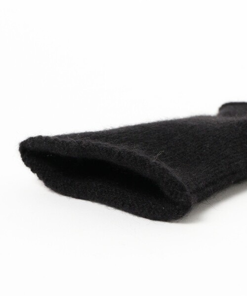 BEAMS（ビームス）の「カシミア フィンガーレス グローブ（手袋・メンズ・チャコールグレー/ブラック/サックスブルー・ONE SIZE）」の8枚目の写真