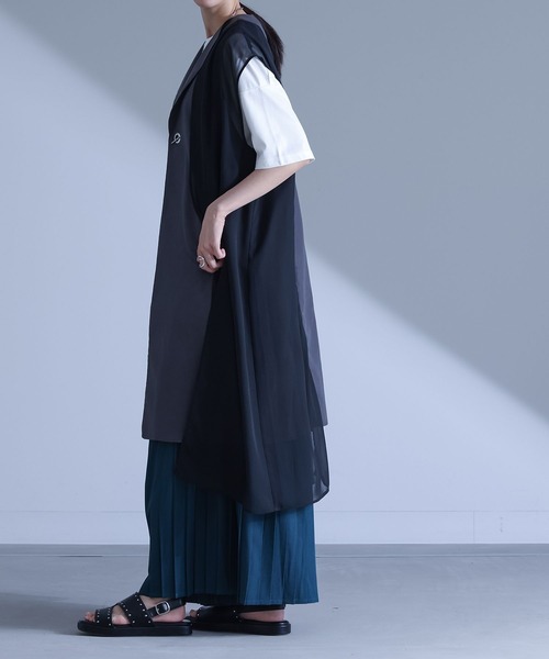 kOhAKU(コハク)の「配色シアードッキングジレ(ベスト・レディース・カーキ/チャコール・FREE)」の18枚目の写真