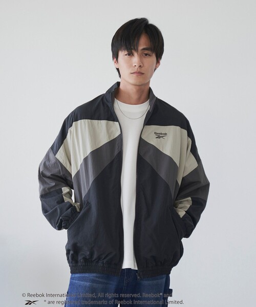 coen（コーエン）の「Reebok（リーボック）別注ナイロントラックジャケット（ナイロンジャケット・メンズ・オフホワイト/ブラック/ベージュ・M/L/XL）」の4枚目の写真