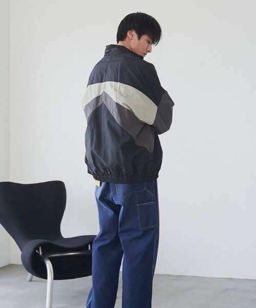 coen（コーエン）の「Reebok（リーボック）別注ナイロントラックジャケット（ナイロンジャケット・メンズ・オフホワイト/ブラック/ベージュ・M/L/XL）」の11枚目の写真