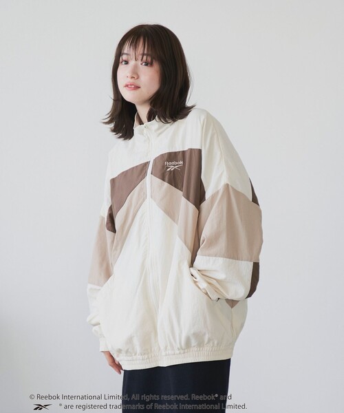 coen（コーエン）の「Reebok（リーボック）別注ナイロントラックジャケット（ナイロンジャケット・メンズ・オフホワイト/ブラック/ベージュ・M/L/XL）」の13枚目の写真