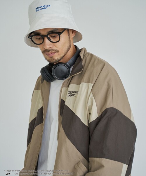 coen（コーエン）の「Reebok（リーボック）別注ナイロントラックジャケット（ナイロンジャケット・メンズ・オフホワイト/ブラック/ベージュ・M/L/XL）」の18枚目の写真