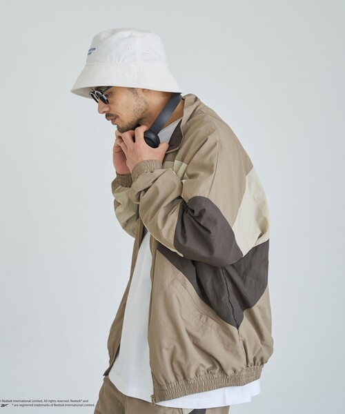 coen（コーエン）の「Reebok（リーボック）別注ナイロントラックジャケット（ナイロンジャケット・メンズ・オフホワイト/ブラック/ベージュ・M/L/XL）」の19枚目の写真