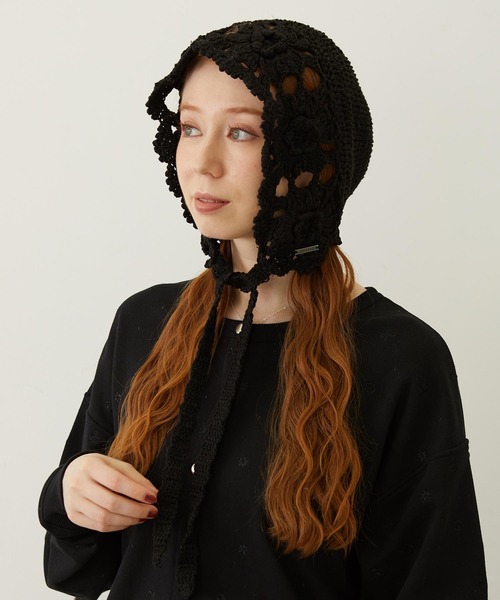 MILKFED.（ミルクフェド）の「FLOWER KNIT BONNET（ニットキャップ/ビーニー・レディース・アッシュ/ブラック/ベージュ・ONE SIZE）」の5枚目の写真