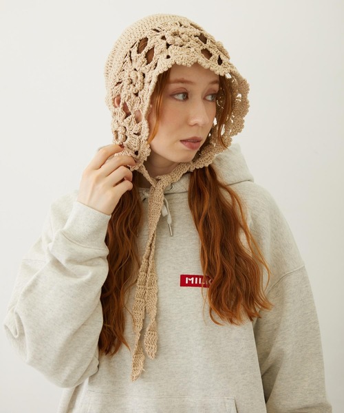 MILKFED.（ミルクフェド）の「FLOWER KNIT BONNET（ニットキャップ/ビーニー・レディース・アッシュ/ブラック/ベージュ・ONE SIZE）」の12枚目の写真