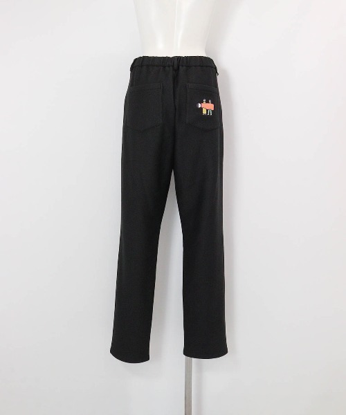 Picone CLUB(ピッコーネクラブ)の「バック刺繍裏起毛ジャージーパンツ(その他パンツ・レディース・ホワイト/ベージュ/ネイビー/ブラック・M/L/LL)」の2枚目の写真