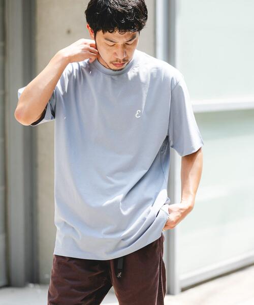 EKAL（エカル）の「『UR TECH ひやサラクール』ロゴワッペンTシャツ（Tシャツ/カットソー・メンズ・ホワイト/ブルー系その他/ピンク系その他・SMALL/X-LARGE/MEDIUM/LARGE）」の10枚目の写真