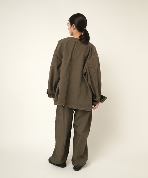 RNA-N(アールエヌエーエヌ)の「R4376 ミリタリーオーバーパンツ(その他パンツ・レディース・ネイビー/オリーブ/ライトグリーン・FREE)」の14枚目の写真