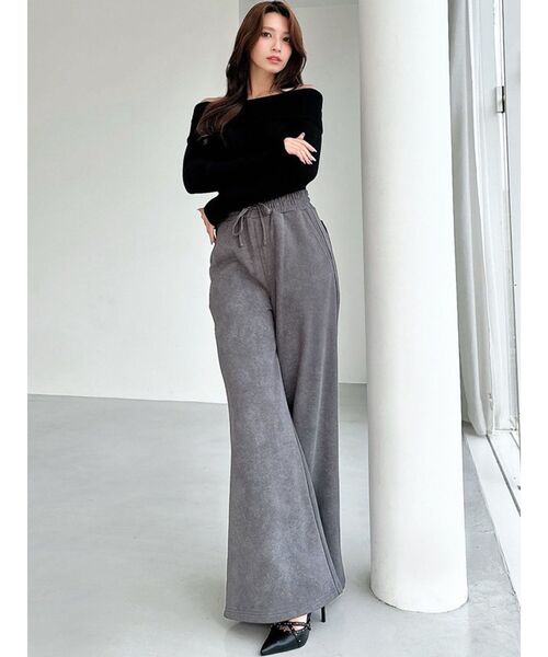 RESEXXY（リゼクシー）の「ワイドレッグスウェットパンツ【セットアップ着用可能】（その他パンツ・レディース・チャコールグレー/ブラック/アイボリー・FREE）」の20枚目の写真