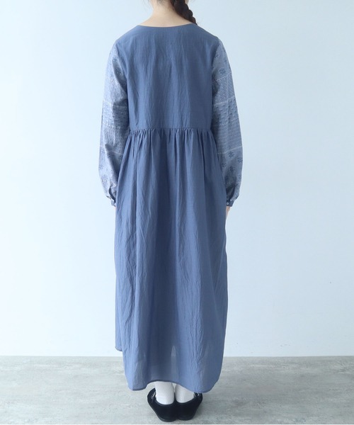 bulle de savon（ビュルデサボン）の「noble flower ジャガード ワンピース（ワンピース・レディース・ブルーグレー/アイボリー・FREE）」の17枚目の写真