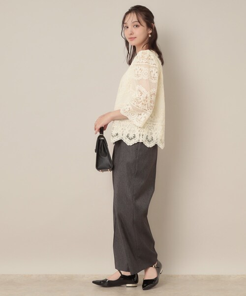 couture brooch（クチュールブローチ）の「【一枚で着映える・高見え】刺繍レースフレアー袖ブラウス（シャツ/ブラウス・レディース・アイボリー/ブラック・36/38/42）」の4枚目の写真