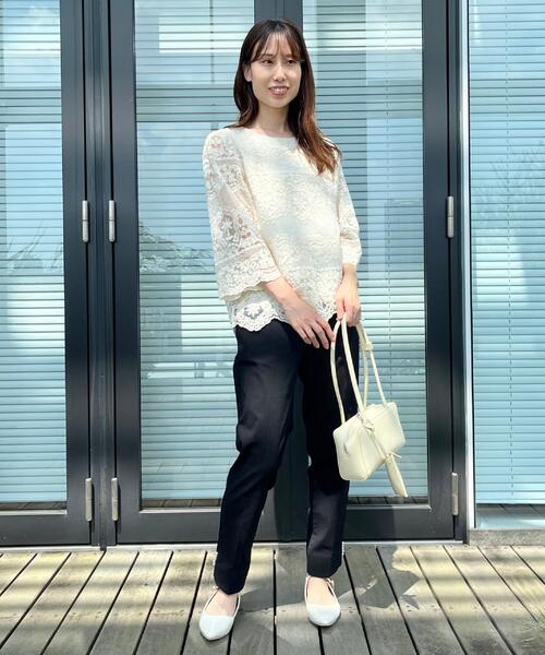 couture brooch（クチュールブローチ）の「【一枚で着映える・高見え】刺繍レースフレアー袖ブラウス（シャツ/ブラウス・レディース・アイボリー/ブラック・36/38/42）」の12枚目の写真