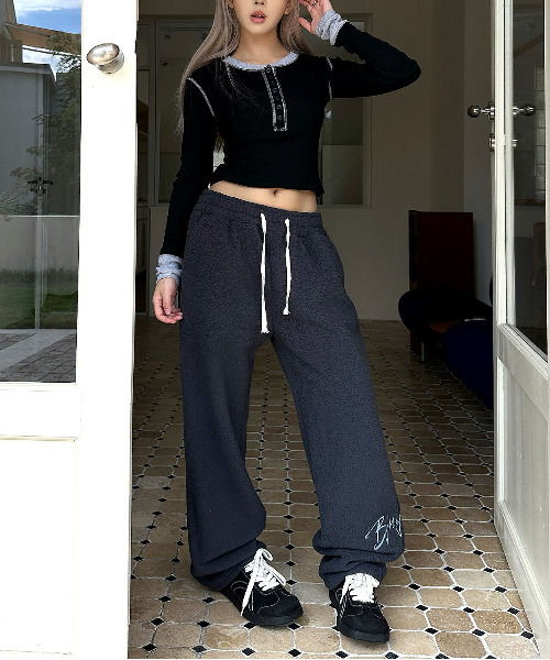 neos（ネオス）の「【neos】フリースパンツ メンズ レディース あったか スウェットパンツ ボア ロゴ刺繍（スウェットパンツ・レディース・チャコールグレー/ブラック/アイボリー・X-LARGE/LARGE/MEDIUM）」の13枚目の写真