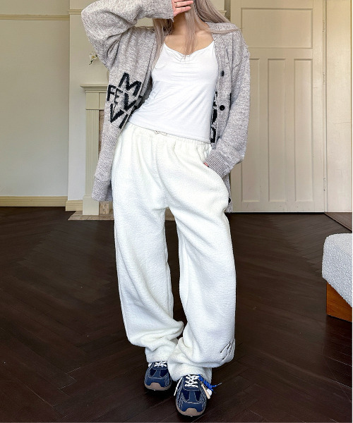 neos（ネオス）の「【neos】フリースパンツ メンズ レディース あったか スウェットパンツ ボア ロゴ刺繍（スウェットパンツ・レディース・チャコールグレー/ブラック/アイボリー・X-LARGE/LARGE/MEDIUM）」の8枚目の写真